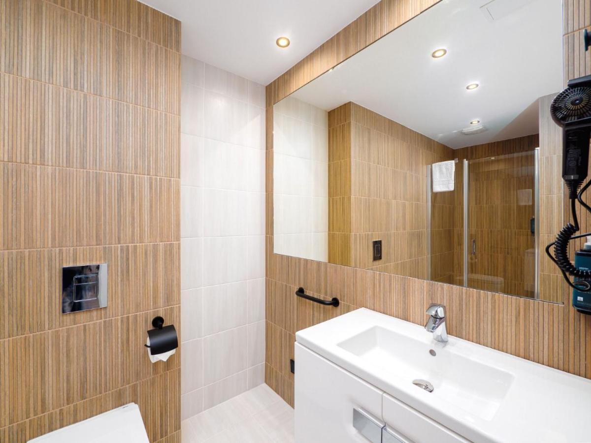 יארוסלאביש Resort Krol Plaza Spa & Wellness מראה חיצוני תמונה