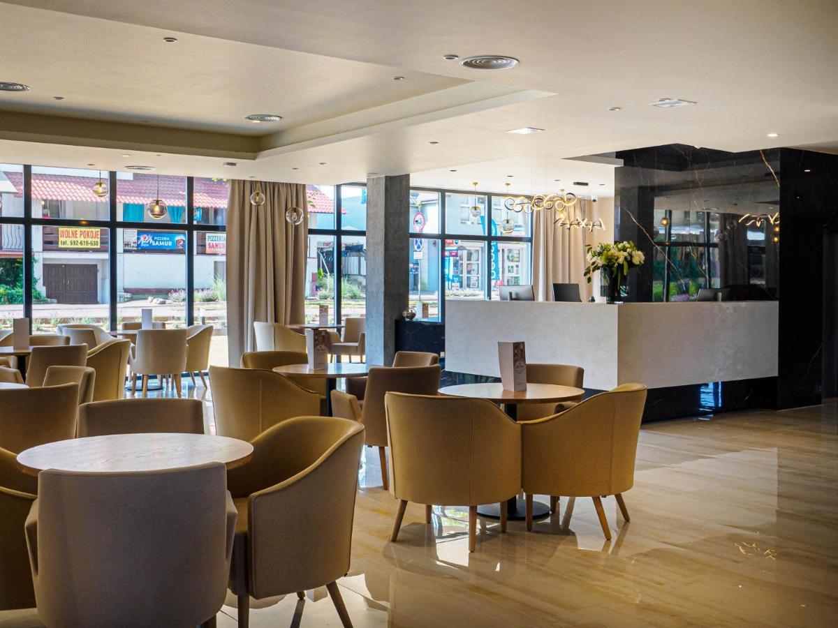 יארוסלאביש Resort Krol Plaza Spa & Wellness מראה חיצוני תמונה