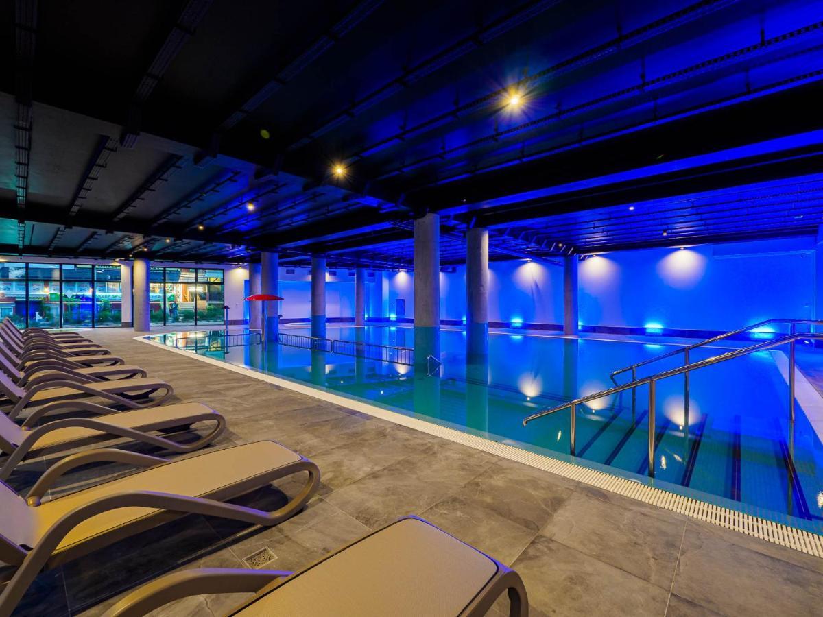 יארוסלאביש Resort Krol Plaza Spa & Wellness מראה חיצוני תמונה
